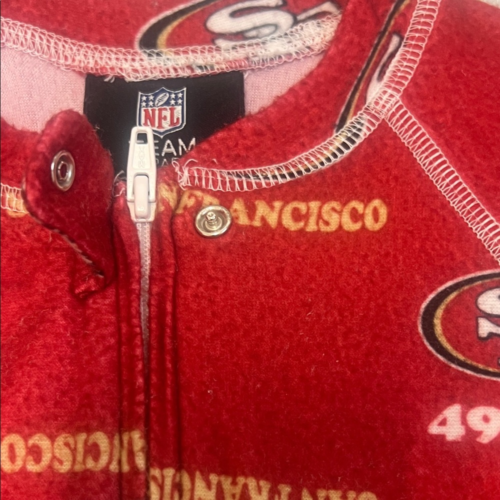 San Francisco 49ers NFL Red Kids Footed Pajamas Size 6/9M Football Game Team - Picture 5 of 8